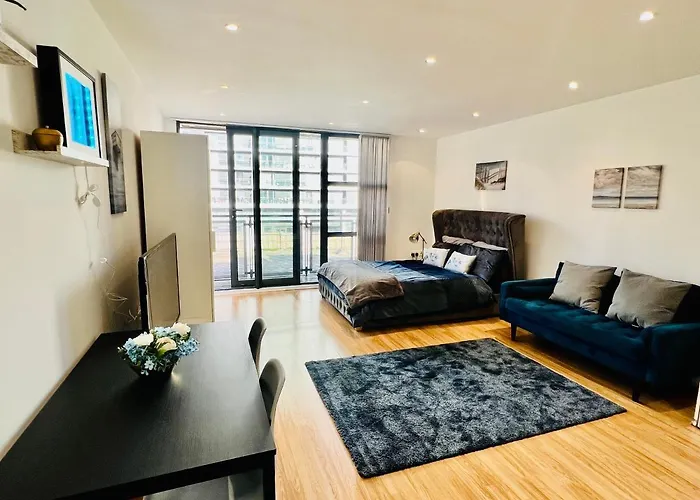 Modern Canary Studio- Wifi